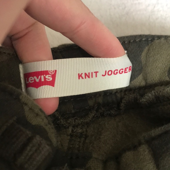 Camo joggers. - Picture 3 of 5